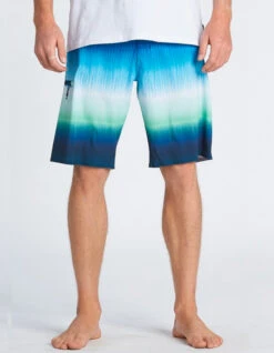 BILLABONG BOARDSHORTS FLUID AIRLITE PERFORMANCE NEO GREEN 20" 14 BILLABONG BOARDSHORTS FLUID AIRLITE PERFORMANCE NEO GREEN 20" -Surfcorner Store billabong boardshorts fluid airlite performance 7