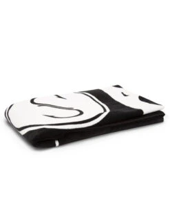 SALTY CREW ALPHA REFUGE TOWEL LOGO -Surfcorner Store salty crew alpha towel telo mare 1