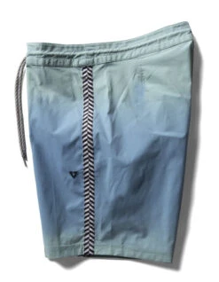 VISSLA BOARDSHORT WOODSIDE OVERSPRAY 17.5'' JADE -Surfcorner Store vissla pantaloncini woodside overspray 17 5 jade 2